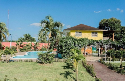 Bonao Hotel | Guacamayos Hotel