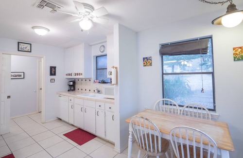 New Braunfels House | Guadalupe Daze - 4 Bedroom Riverfront, Come and Relax!