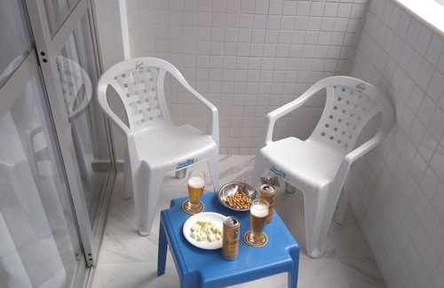 Centro Apartment | Guarapari apartment center 20m from the Black Sand Beach.