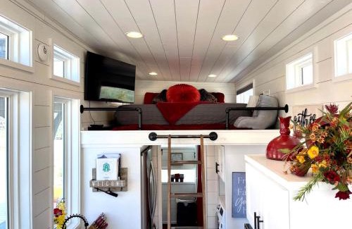 Virgin House | Guardian Angel Tiny House near Zion National Park