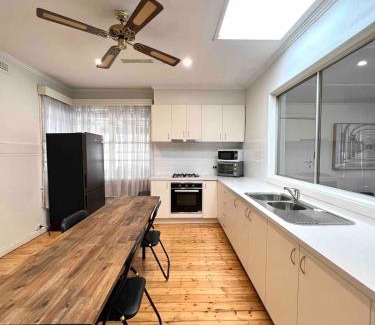 Sunshine House | Guava Grove