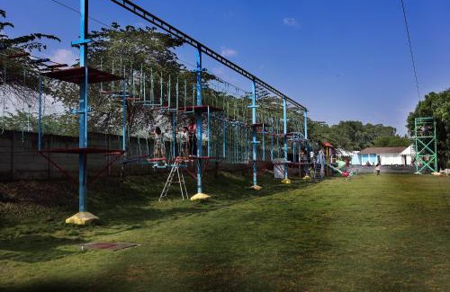 Nelamangala Resort | Gubbi Goodu Green Resort