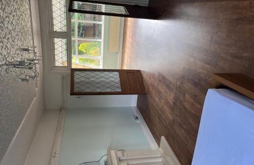 Birmingham House | Guest Double Room