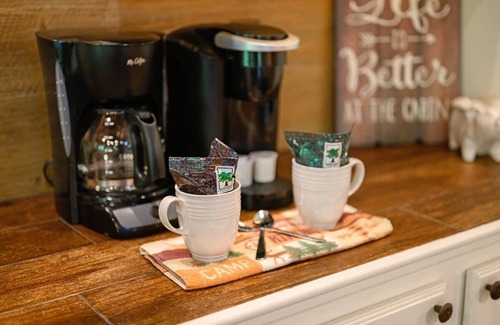 Broken Bow Cabin | Guest favorite snuggled in Timber Creek Trails along a creek