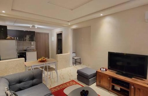 Camp El Ghoul Apartment | Guest friendly 2 bed apartment in victor Hugo gulize