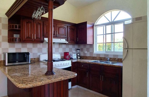 Urbanizacion Tavarez Villa | Guest-friendly villa with pool/tennis/basket/soccer fields, TV/Wifi, near all