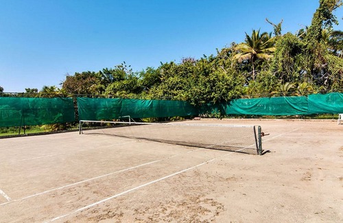 Urbanizacion Tavarez Villa | Guest-friendly villa with tennis/basket/soccer courts, private pool, near all