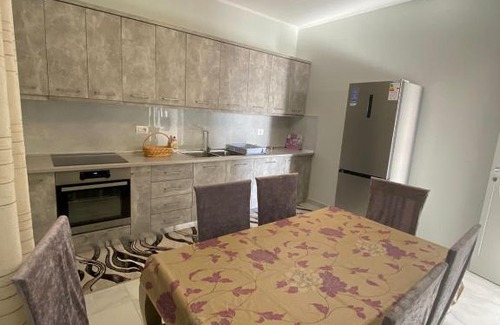 Velipoje House | Guest Hours Kolaj