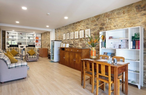 Branca House | Guest House A Loja do Cantoneiro