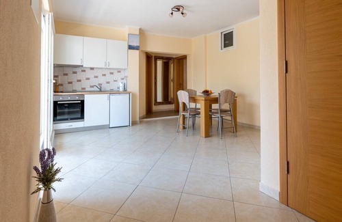 Neum Apartment | Guest House Ardiana/Room III for 3 people