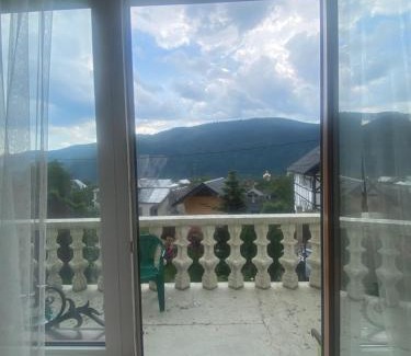 Yaremche House | Guest House Arnika