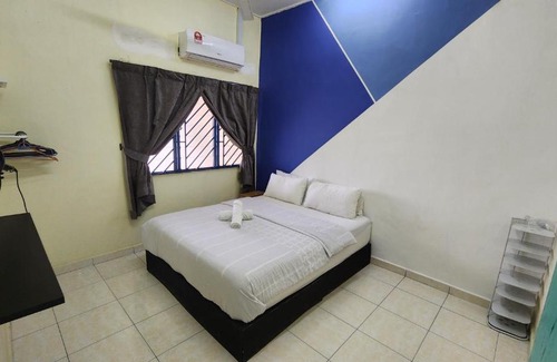 Taman Universiti House | Guest House at Johor Bahru