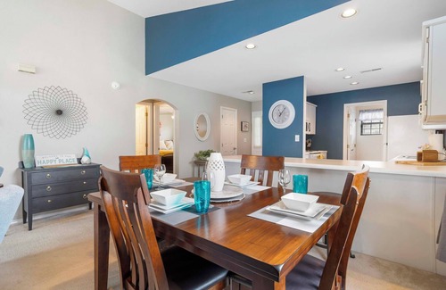 Branson Condo | Guest House at The Greens | Dolly Parton's Stampede