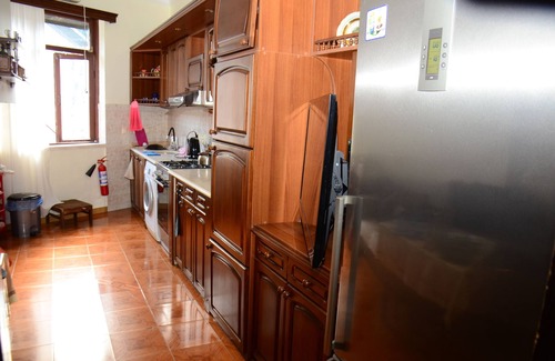 Batumi House | Guest House Batumi Globus
