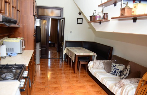 Batumi House | Guest House Batumi Globus