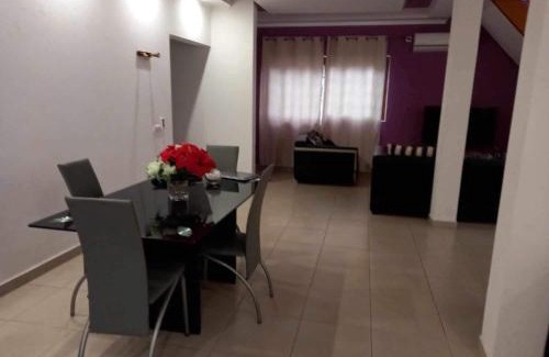 Agua Grande House | Guest house blue