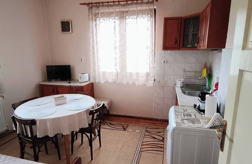 Razlog Apartment | Guest house 'Bozhana" is in a small town at the foot of Pirin mountain.