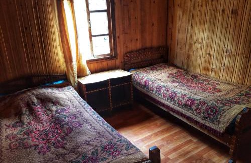 Ushguli Apartment | Guest House Buba
