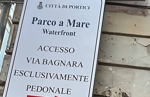 Portici House | Guest House con Accesso Diretto al Mare