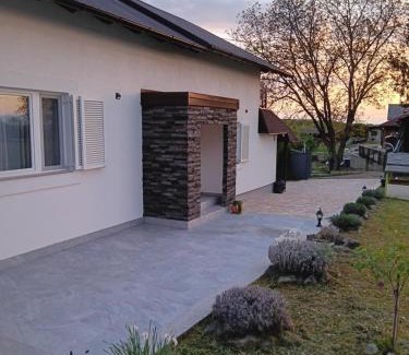 Lasinja House | Guest House Doležal