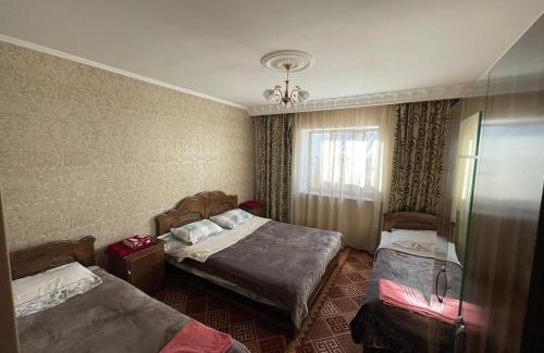 Karakol House | Guest House Eles