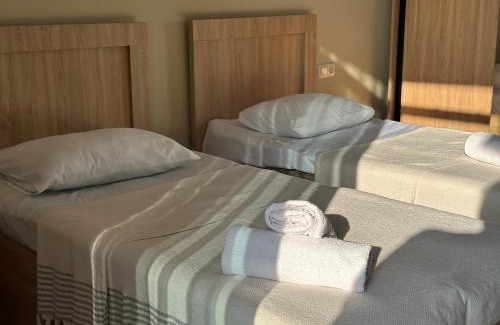 Makhinjauri House | Guest House ETM