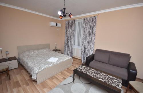 Zugdidi House | Guest House Green House