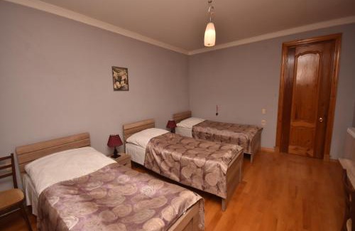 Zugdidi House | Guest House Green House