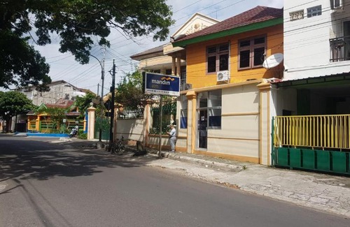 Banjarsari House | Guest House GRIYA THAMRIN SYARIAH