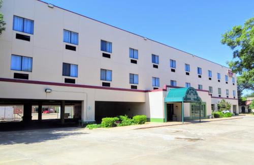 Lubbock Hotel | Guest House Inn Medical District near Texas Tech Univ