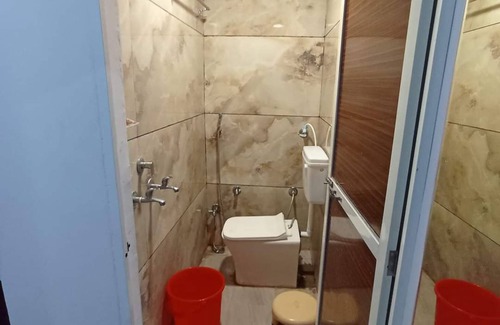 Ujjain House | Guest house is available near mahakal lokn
