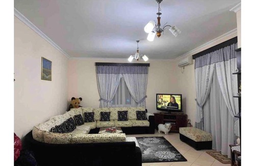 Gjirokaster Apartment | Guest house Laqi