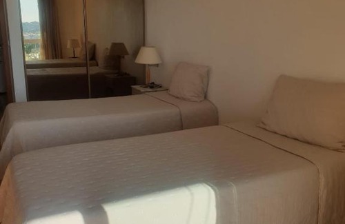 Ameijeira House | Guest House Marreiros