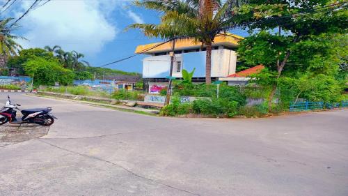 Tanjung Priok House | Guest House Natasya Priok by Nusalink