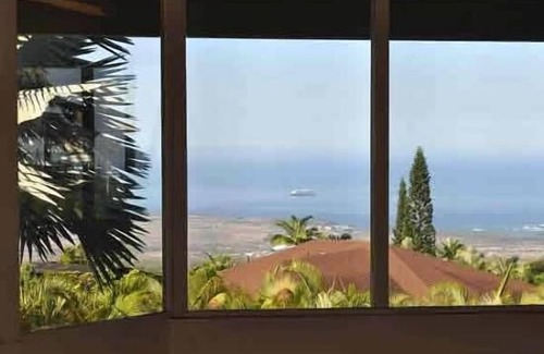 Kalaoa House | Guest house on gated acre estate, Sleeps up to 7; Great for Events, too
