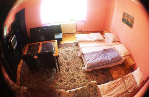Maribor House | Guest House Pikapolonca
