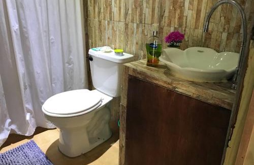 Quepos House | Guest House Pura Vida