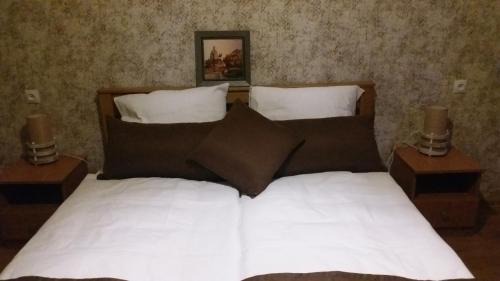 Gergeti House | Guest House Sandro
