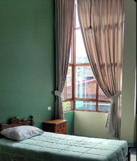 Huaraz House | Guest house. Shared room in panoramic apartment. Private bathroom. Kitchen and washmachine