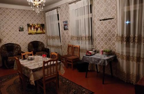 Zegaani House | Guest House Shateau