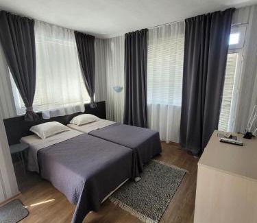 Pomorie House | Guest House Taligarov