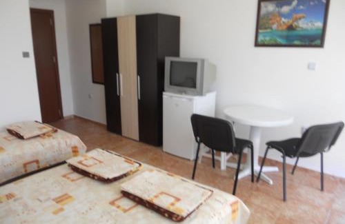 Akhtopol House | Guest House "Tania"