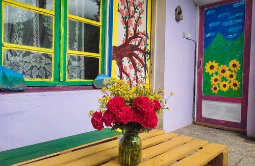 Roshka House | Guest House Temi In Gudani