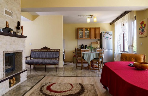 Razlog House | Guest House Tommy Bansko - Bachevo