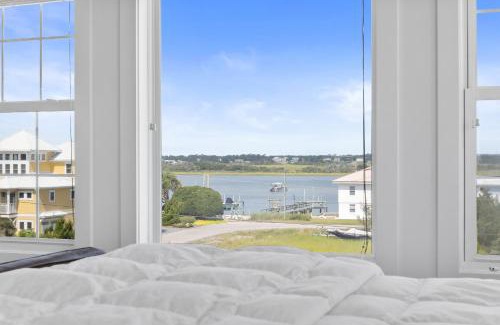 Topsail Beach House | Guest House Topsail