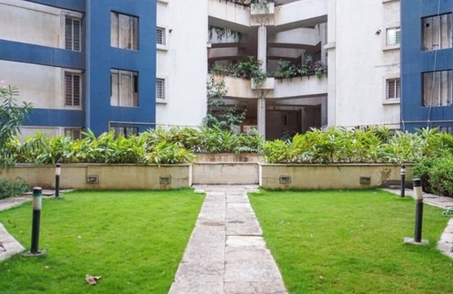 Kharadi Villa | Guest house with amenities, proximity, suitability (family & pet friendly).