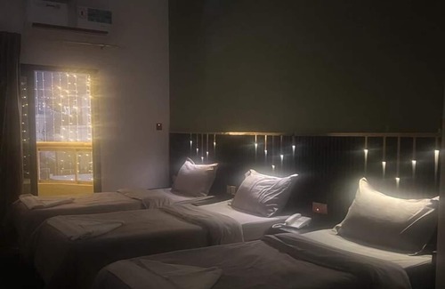 Al Sabkha Hotel | GUEST INN HOTEL LLC