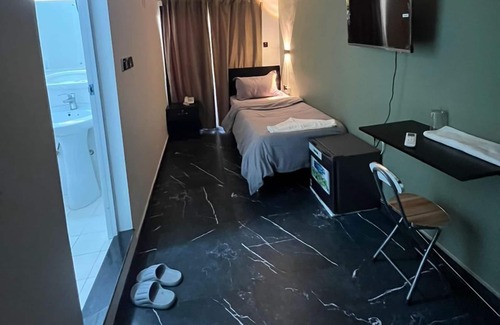 Al Sabkha Hotel | GUEST INN HOTEL LLC