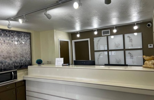 Lake City Hotel | Guest Inn