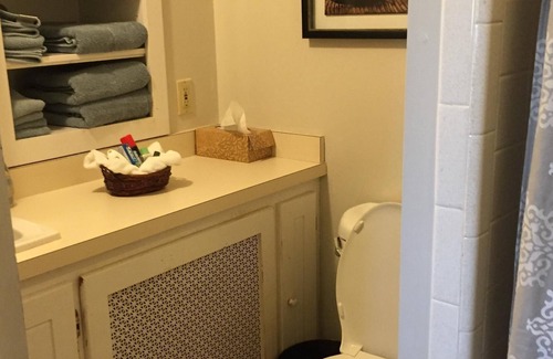 Leesburg House | Guest Quarters at Rockland